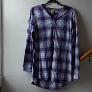 Beautiful plaid shirt size medium